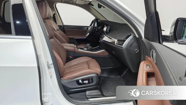 BMW X5 (G05) 2022 Белый из Кореи, фото 2