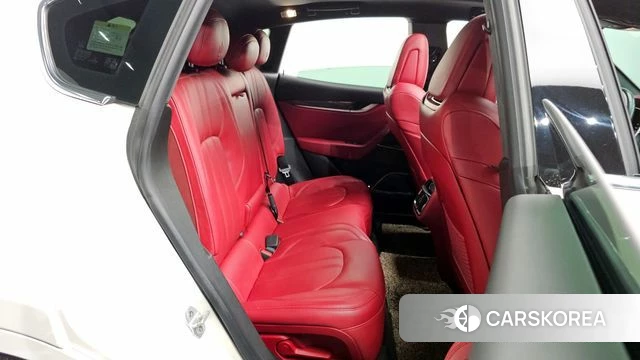 Maserati Levante 2018 Белый из Кореи, фото 2