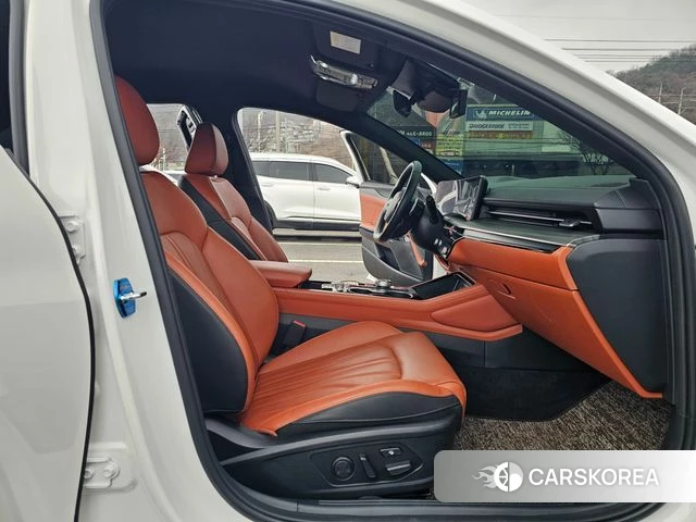 Kia The New K5 3rd generation 2023 Белый из Кореи, фото 2