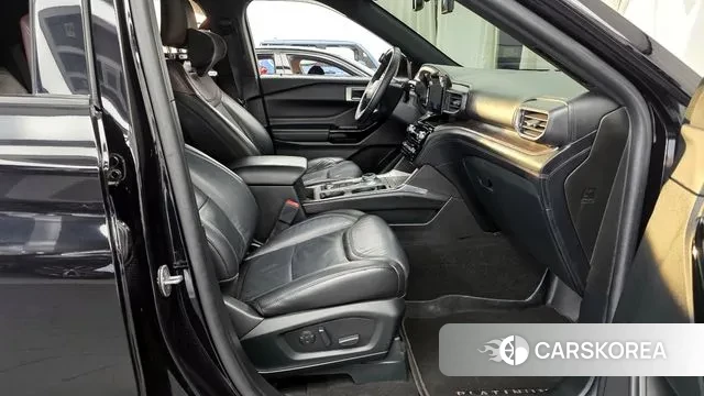 Ford Explorer 6th Generation 2023 Черный из Кореи, фото 2