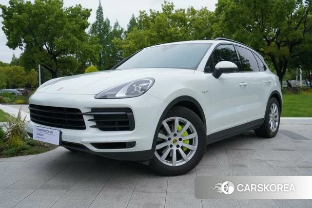 Porsche Cayenne E-Hybrid 2019 Белый из Китая, фото 2