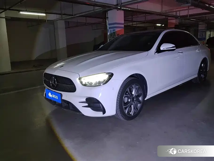 Mercedes-Benz E-Class 2023 Белый из Китая, фото 2