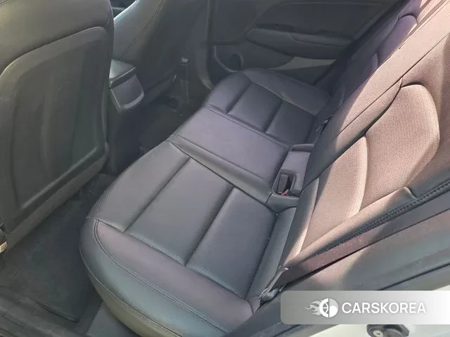 Hyundai Avante AD 2018 Белый из Кореи, фото 2