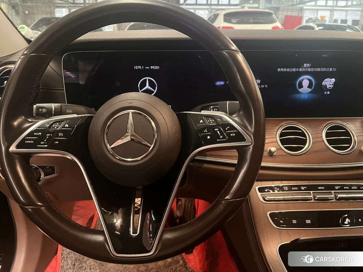 Mercedes-Benz E-class 2021 Черный из Китая, фото 2