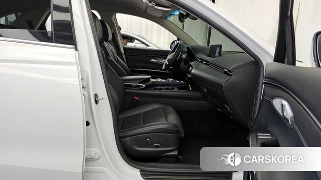 Genesis GV70 2021 Белый из Кореи, фото 2