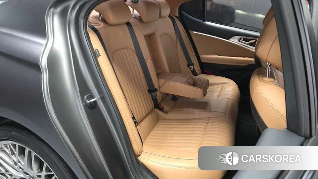Genesis The New G70 2023 Серый из Кореи, фото 2