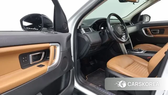 Land Rover Discovery Sports 2018 Белый из Кореи, фото 2