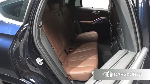 BMW X6 (G06) 2022 Черный из Кореи, фото 2