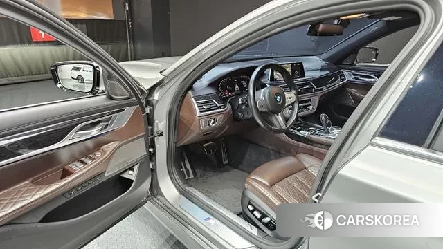 BMW 7 Series (G11) 2020 Серебряный из Кореи, фото 2