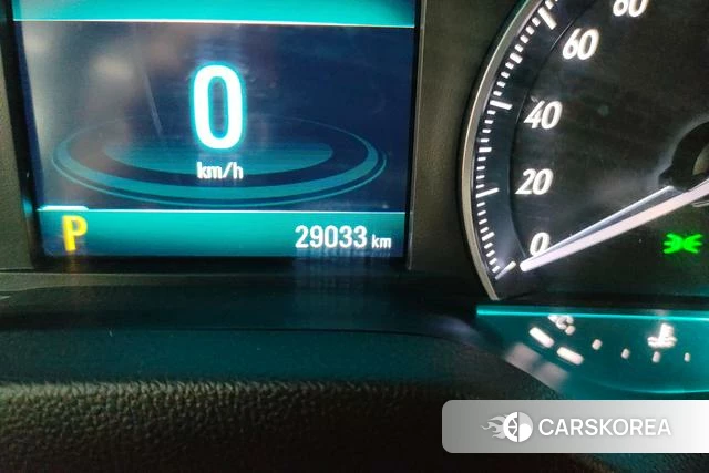 Buick Yinglang 2022 Белый из Китая, фото 2