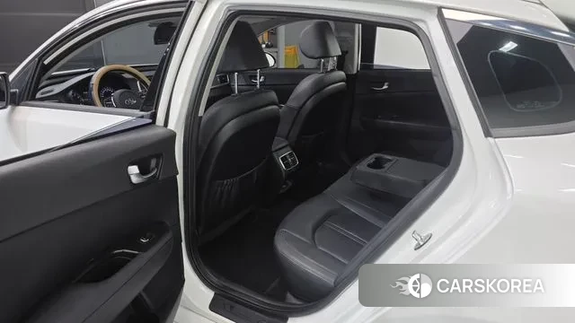 Kia The New K5 2nd generation 2018 Белый из Кореи, фото 2