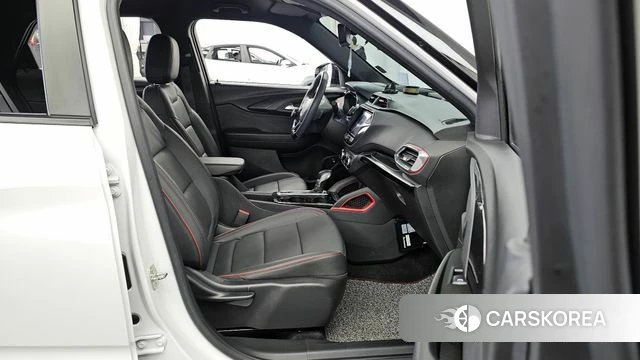 Chevrolet (GM Daewoo) Trailblazer 2021 Белый из Кореи, фото 2