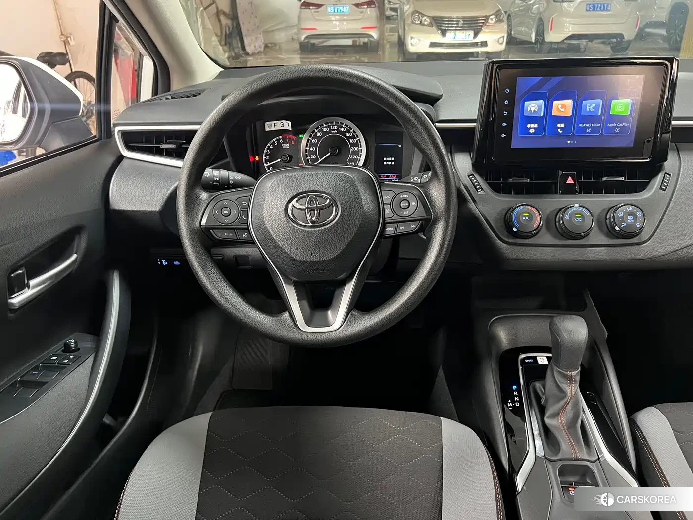 Toyota Corolla 2023 Белый из Китая, фото 2