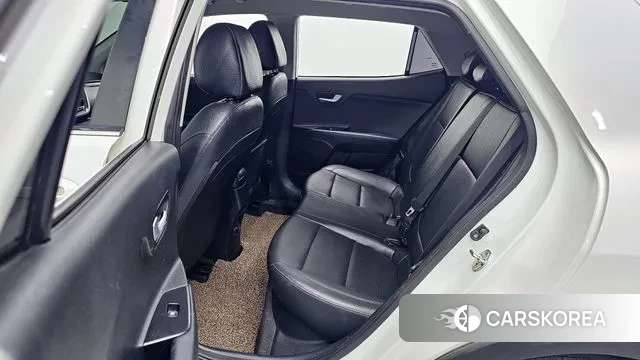 Kia Stonic 2018 Белый из Кореи, фото 2