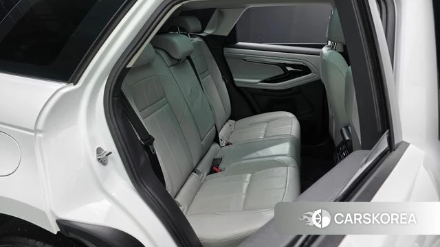 Land Rover Range Rover Evoque 2nd Generation 2021 Белый из Кореи, фото 2