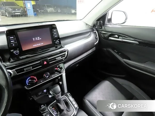 Kia Seltos 2021 Белый из Кореи, фото 2