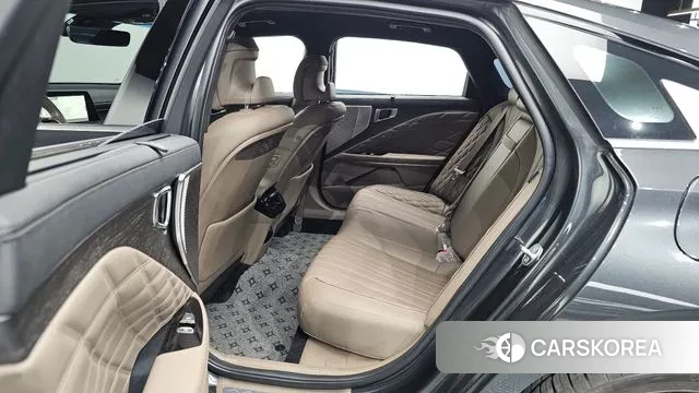 Kia K8 2023 Серый из Кореи, фото 2