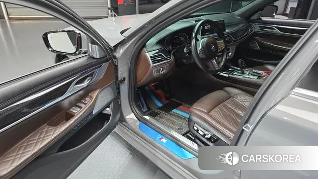 BMW 7 Series (G11) 2022 Серый из Кореи, фото 2