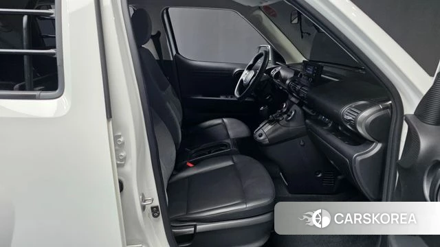 Hyundai Casper 2022 Белый из Кореи, фото 2