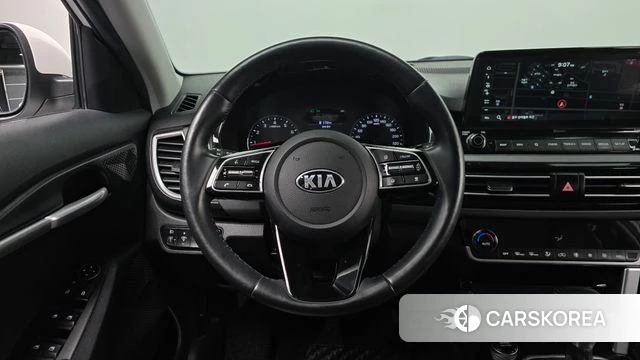 Kia Seltos 2021 Белый из Кореи, фото 2