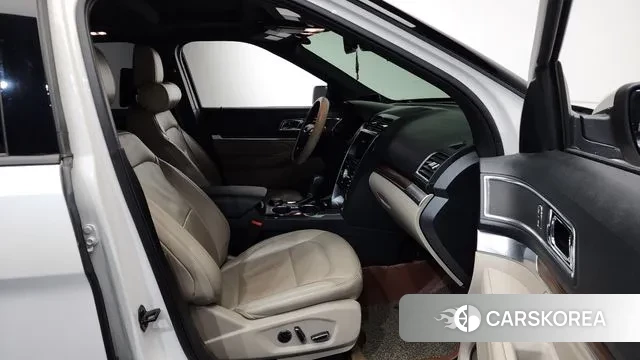 Ford Explorer 2018 Белый из Кореи, фото 2