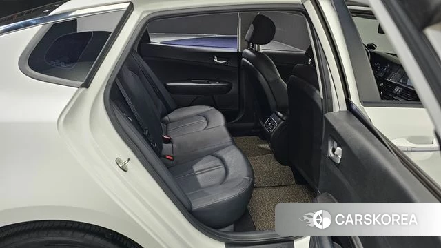 Kia K5 second generation 2018 Белый из Кореи, фото 2