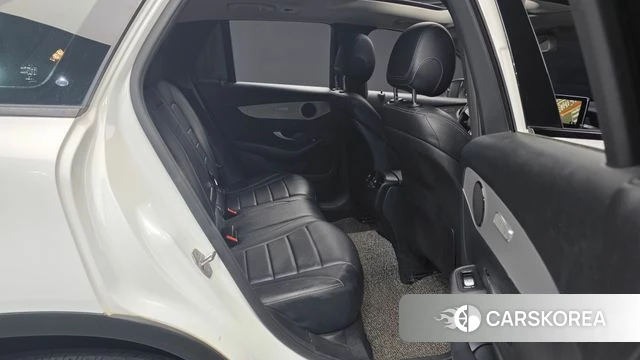 Mercedes-Benz GLC-Class X253 2018 Белый из Кореи, фото 2