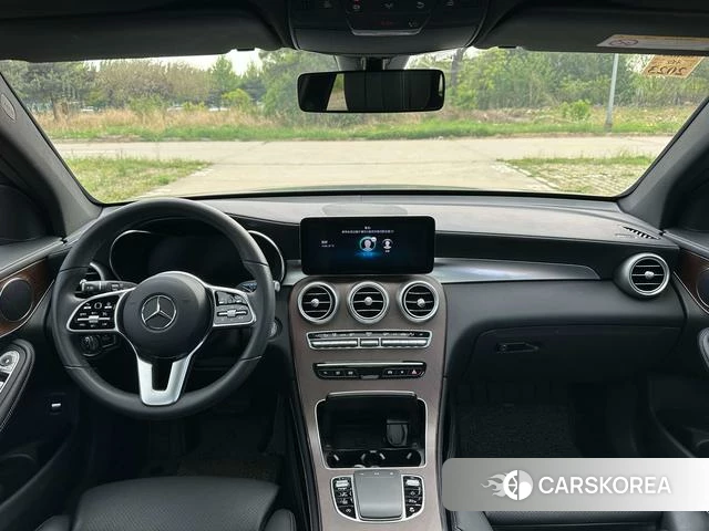 Mercedes-Benz GLC 2021 Темно-серый из Китая, фото 2