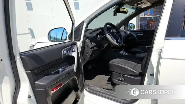 Ssangyong Korando Turismo 2018 Белый из Кореи, фото 2