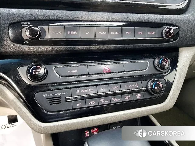 Kia The New Carnival 2018 Белый из Кореи, фото 2