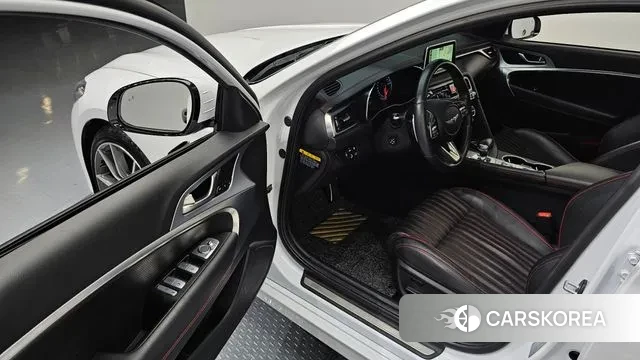 Genesis G70 2019 Белый из Кореи, фото 2