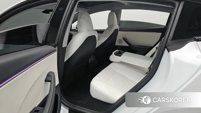 Tesla Model 3 2025 Белый из Кореи, фото 2