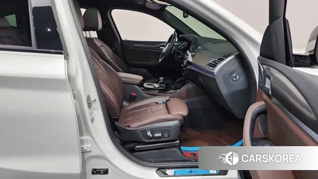 BMW X4 (G02) 2023 Белый из Кореи, фото 2