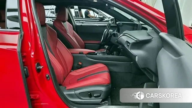 Lexus UX250h 2020 Красный из Кореи, фото 2