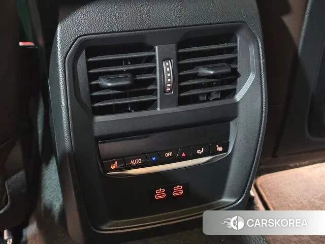 BMW 3 Series (G20) 2022 Белый из Кореи, фото 2