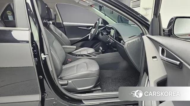 Kia Di Ol Nu Niro 2022 Черный из Кореи, фото 2