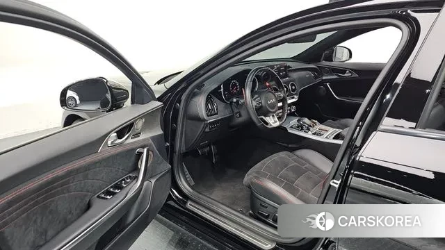 Kia Stinger Meister 2022 Черный из Кореи, фото 2