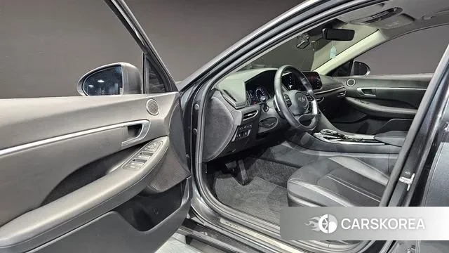 Hyundai Sonata (DN8) 2021 Серый из Кореи, фото 2