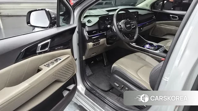 Kia The New Carnival 4th Generation 2024 Серебристо-серый из Кореи, фото 2