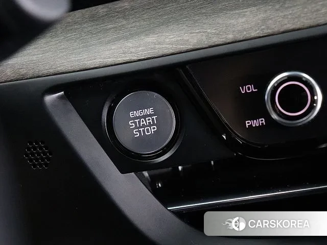 Kia K8 Hybrid 2021 Черный из Кореи, фото 2