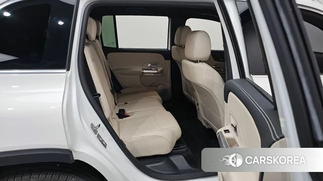 Mercedes-Benz GLB-Class X247 2024 Белый из Кореи, фото 2