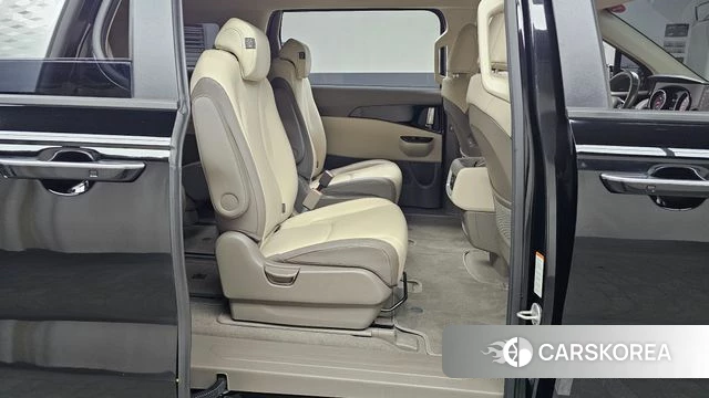 Kia Carnival 4th generation 2022 Черный из Кореи, фото 2