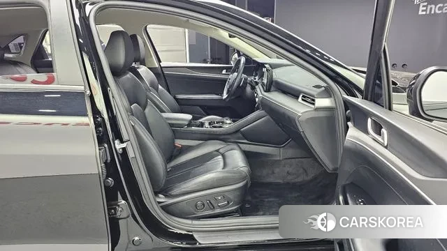 Kia K5 3rd generation 2021 Черный из Кореи, фото 2