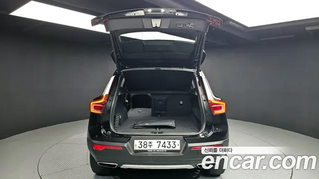 Volvo XC40 2019 Черный из Кореи, фото 2