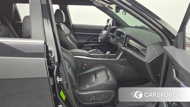 Ssangyong Torres 2022 Черный из Кореи, фото 2