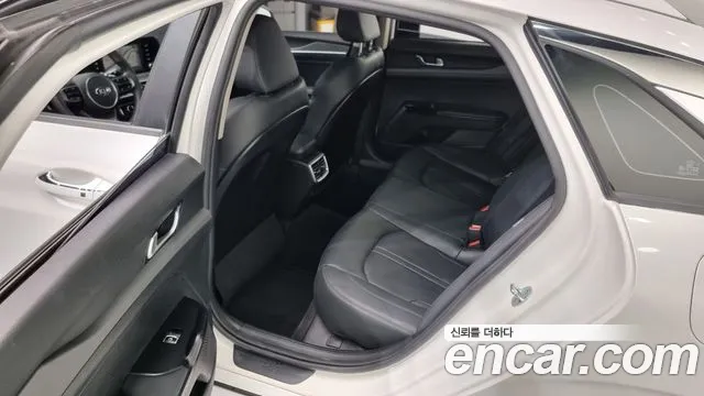 Kia K5 3rd generation 2021 Белый из Кореи, фото 2