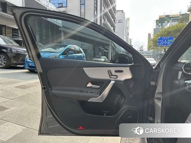 Mercedes-Benz Class A AMG 2023 Темно-серый из Китая, фото 2