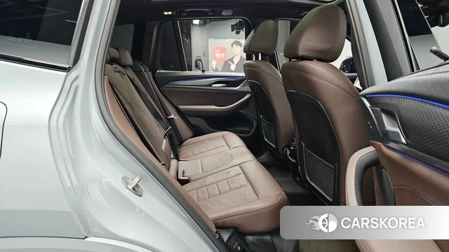 BMW X3 (G01) 2022 Цвет галактики из Кореи, фото 2