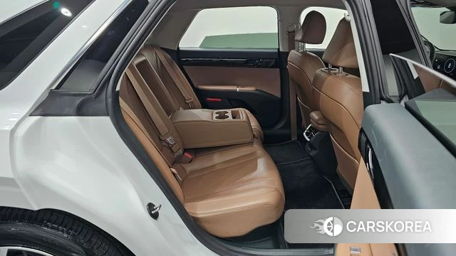 Hyundai Grandeur Hybrid (GN7) 2023 Белый из Кореи, фото 2