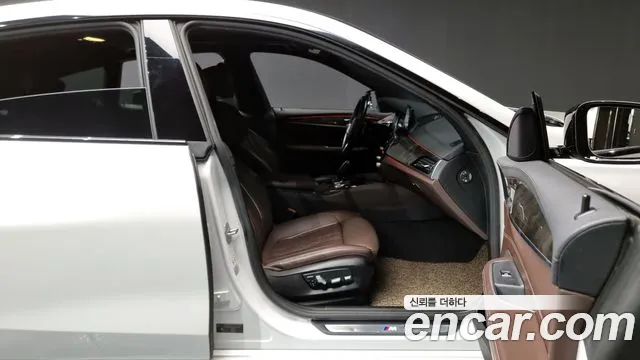 BMW 6 Series GT (G32) 2018 Белый из Кореи, фото 2